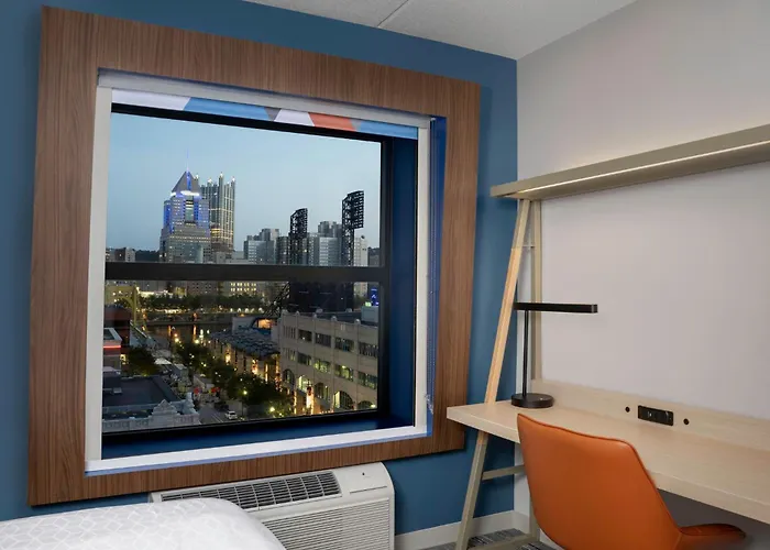 Express & North Shore By Ihg Hotel Pittsburgh